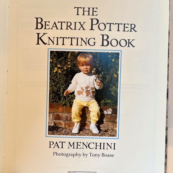 The Beatrix Potter Knitting Book by Pat Menchini - Picture 3 of 16